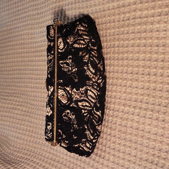 Lily Scott Vintage Lace Beaded Cameo Metal Evening Purse JT - Picture 2 of 6